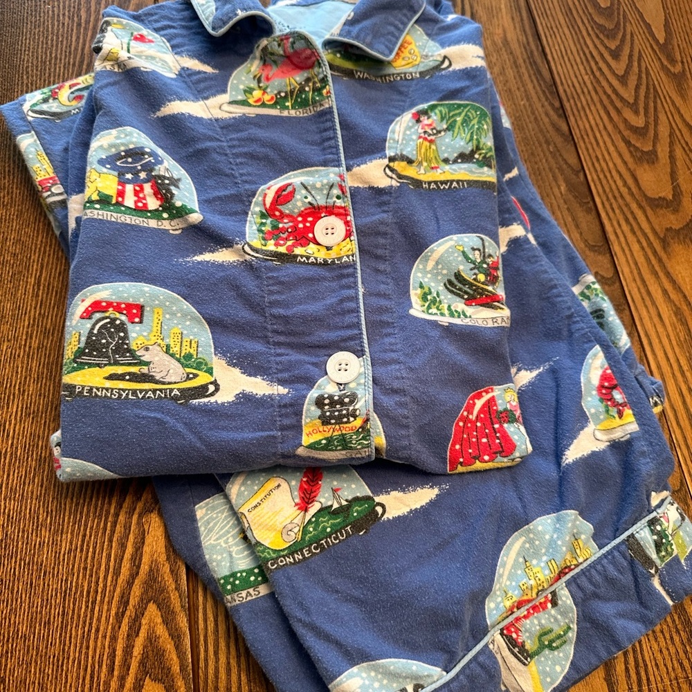 Nick and Nora heavy flannel pajamas Sz . XL .